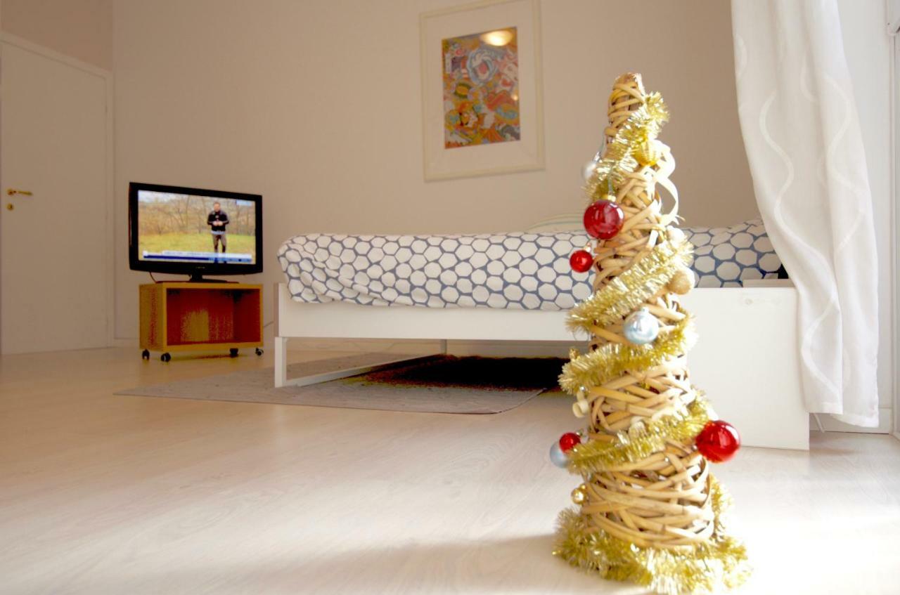 Interno 77 Di Tss' - Appartamento Soleggiato Con Ampie Finestre & Internet Veloce Con Fibra - Perfetto Per Coppie Trento Luaran gambar